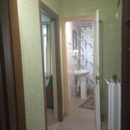 Woodman Hotel Skhidnytsia